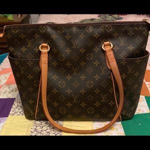 💯 Louis Vuitton Totally MM